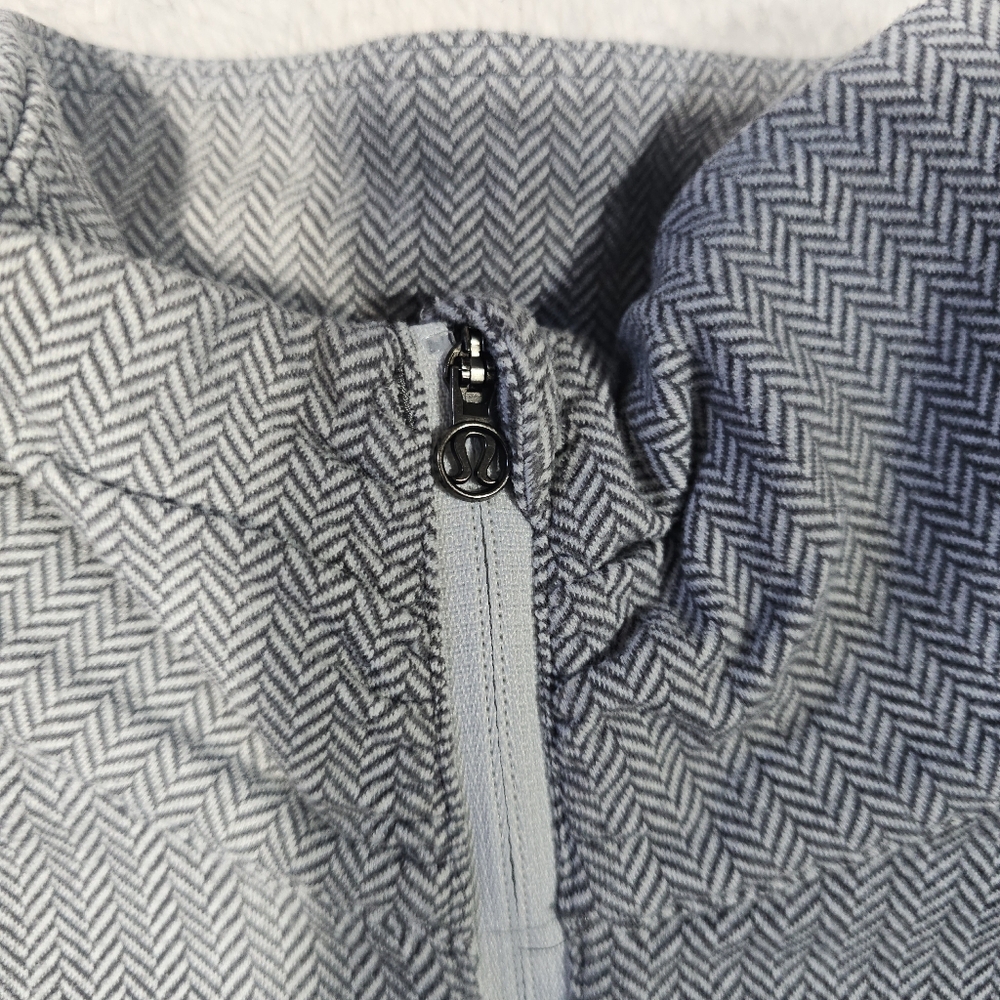 Lululemon Kanto Catch Me 1/2 Zip Heathered Herringbone Gray White LS Top Sz 8 - Picture 5 of 11